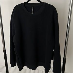 The Explorer Crew Sweatshirt by Fabletics Men